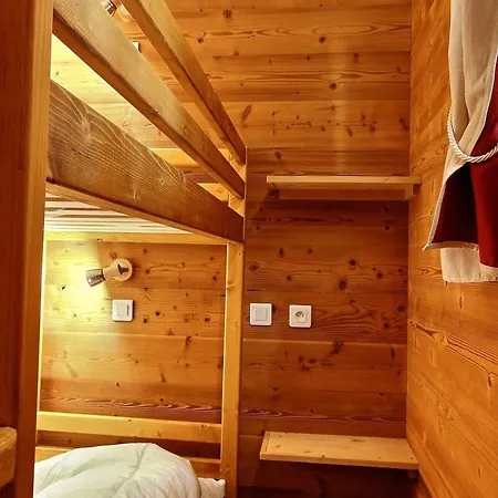 Superbe Studio-cabine Pour 4 Sur Les Pistes, Balcon, Casier à Skis Adjacent, Parking - Fr-1-455-141